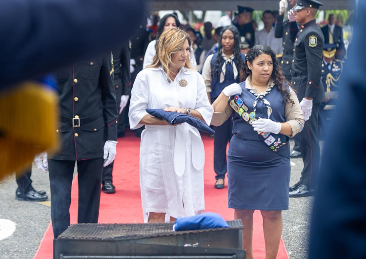 foto de portada de la publicación Participación en la ceremonia de Cremación de Banderas en Desuso, en honor a los símbolos patrios