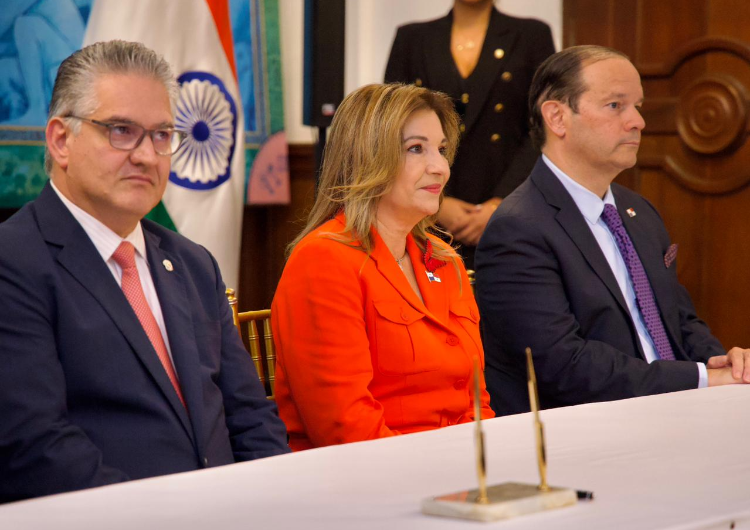 foto de portada de la publicación Panamá e India fortalecen la cooperación bilateral con la firma de cinco proyectos de impacto comunitario