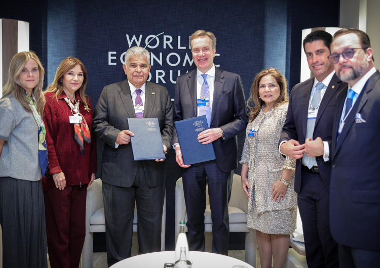 foto de portada de la publicación Panamá refuerza su proyección internacional desde Davos con una agenda de país compartida