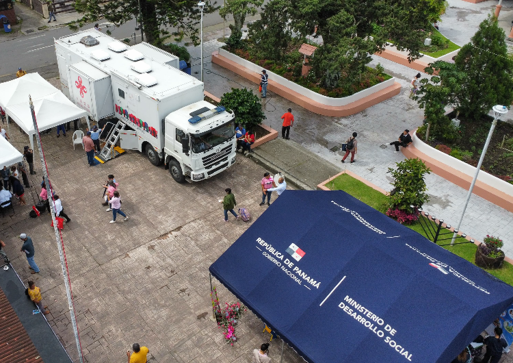 foto de portada de la publicación Continúa gira de Amor Sobre Ruedas por mes de la Cinta Rosada y Celeste, incluye Feria Integral del Adulto Mayor