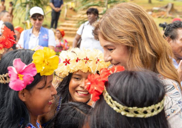 foto de portada de la publicación Energía y agua llegan por primera vez a comunidad Emberá en Colón