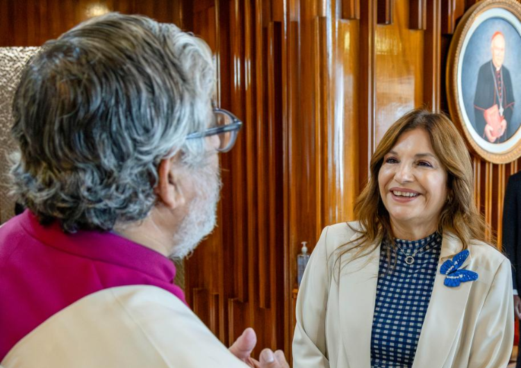 foto de portada de la publicación Desde la Basílica de Guadalupe en México, la Primera Dama llevó una oración y un mensaje de esperanza por Panamá