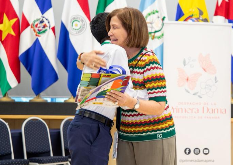 foto de portada de la publicación Más de 450 estudiantes participan en Congreso de Bienestar Emocional impulsado por el Despacho de la Primera Dama